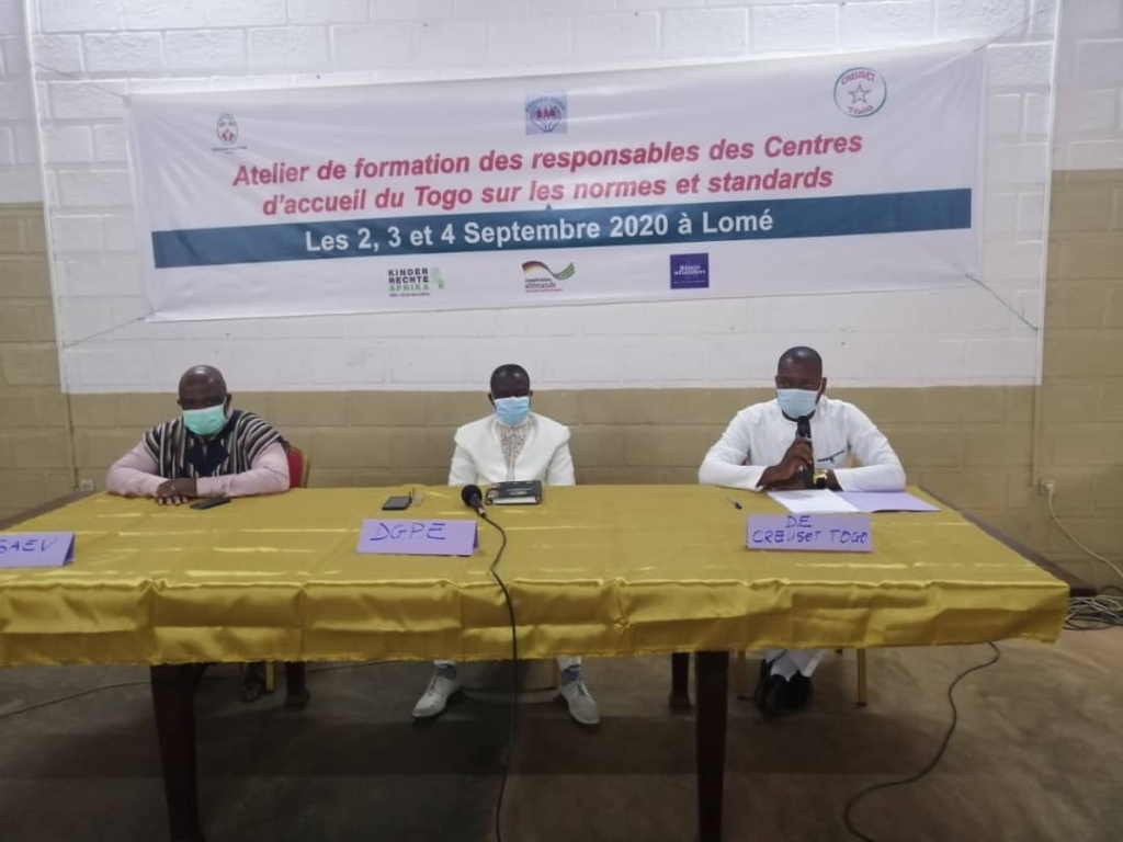 Formation sur les normes et standards applicables aux structures d’accueil et de protection des enfants vulnérables au Togo